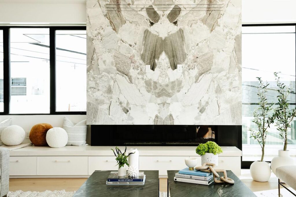 Square Peg, Round Room: Designing an Irregular-Shaped Living Space